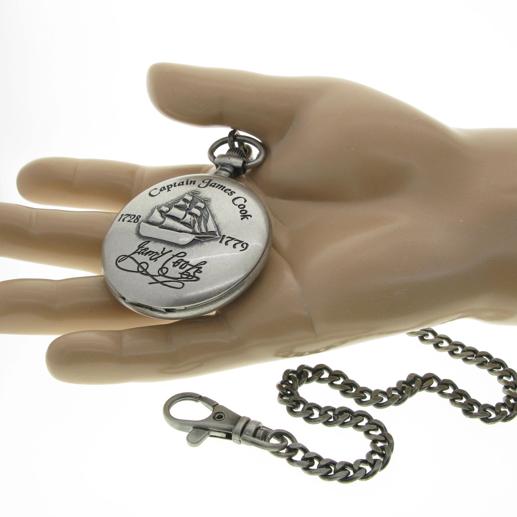 Captain James Cook 1728-1779 Memorial Silver Color Pocket Watch Men Gift Set with Fob Chain C62